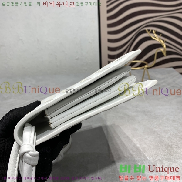 ���װ� ����Ÿ Ʈ���� �Ŀ�ġ �� ũ�ν��� 300BVF2106-5