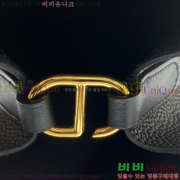 #޽ δ 18 HE4122451-7/