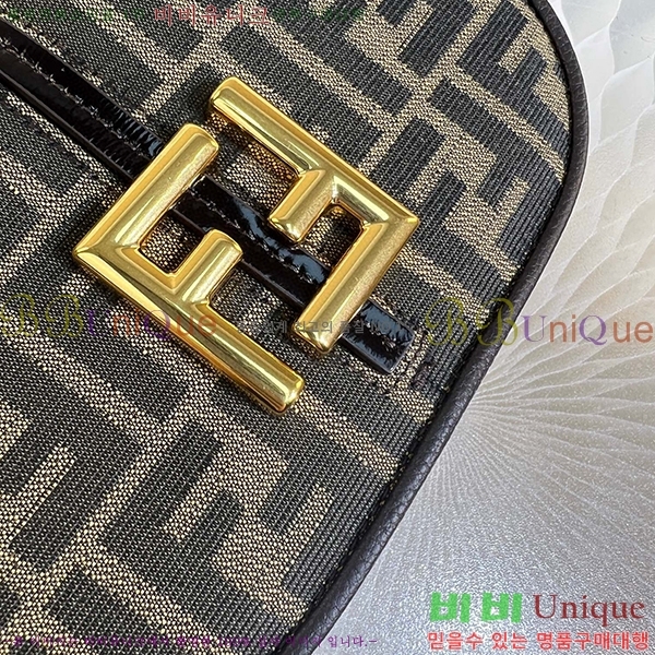 # Ŀ  8BS082-20