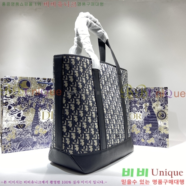 # ũ  M5841-1