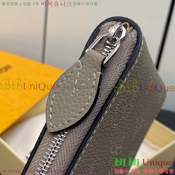 #̺  Ʈ  M81558-103