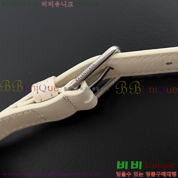 #�߷��þư� ũ���� ������ �̵� 71637411-100