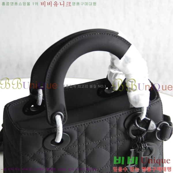 #��� ���̵�� ���� D6806-1222