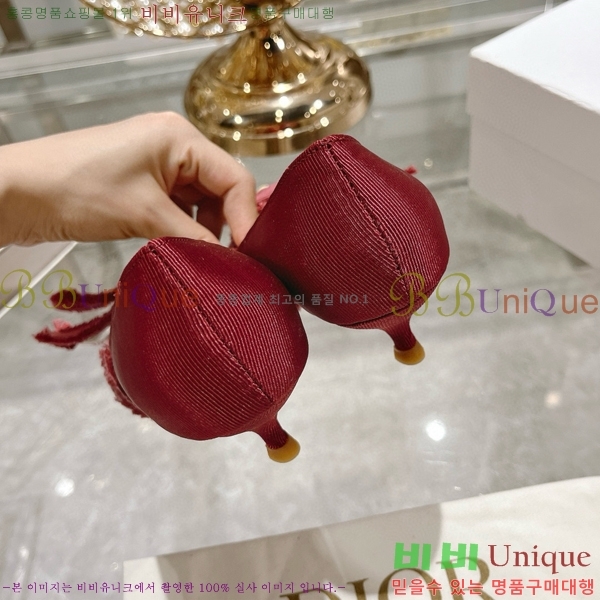 ��� ����� ������ 33D78517-1 �� 4CM