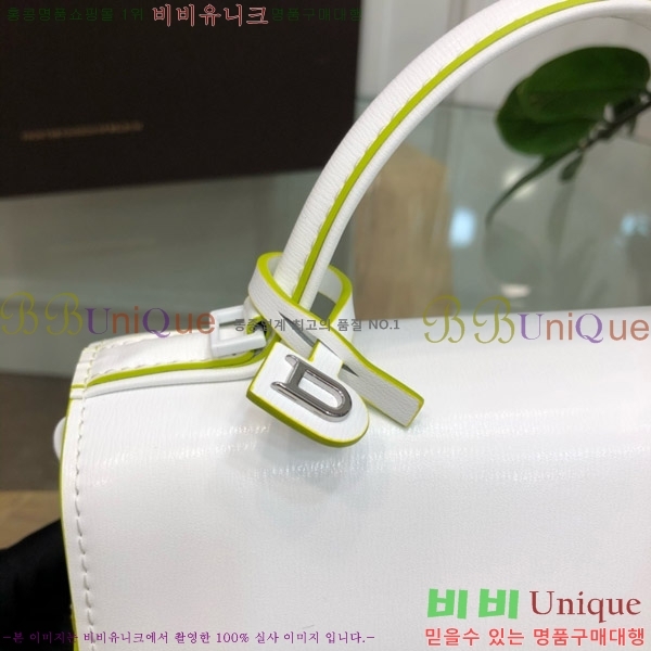 # Ʈ  PM GP-1001-112