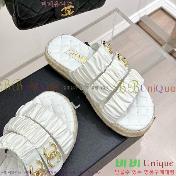     24C7158154-1