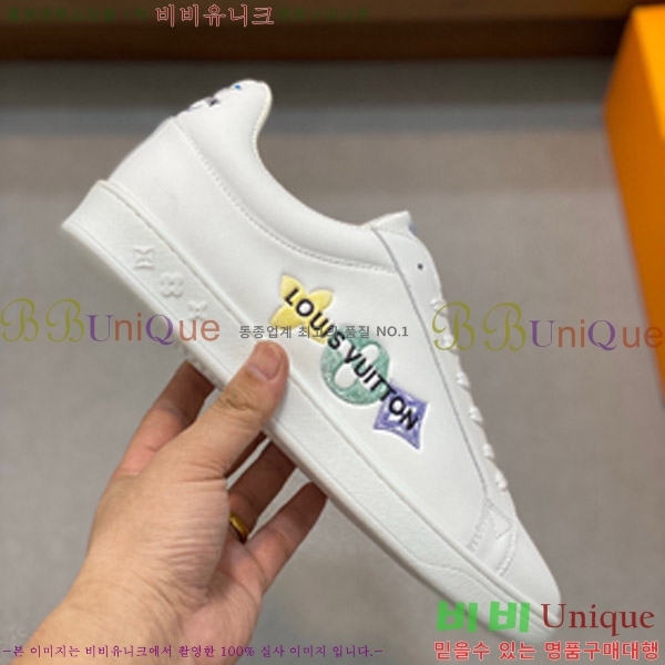 ���� ���̺��� ����Ŀ�� 40LV47521411-2