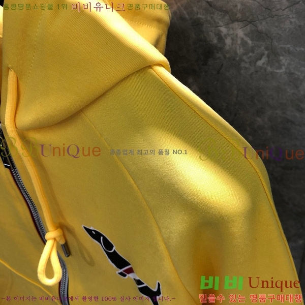  ĵ   T5770126-4