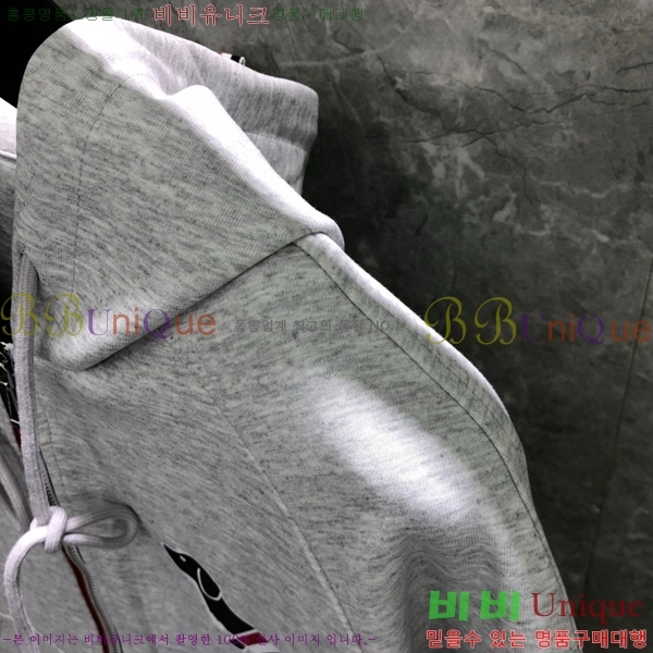  ĵ   T5770126