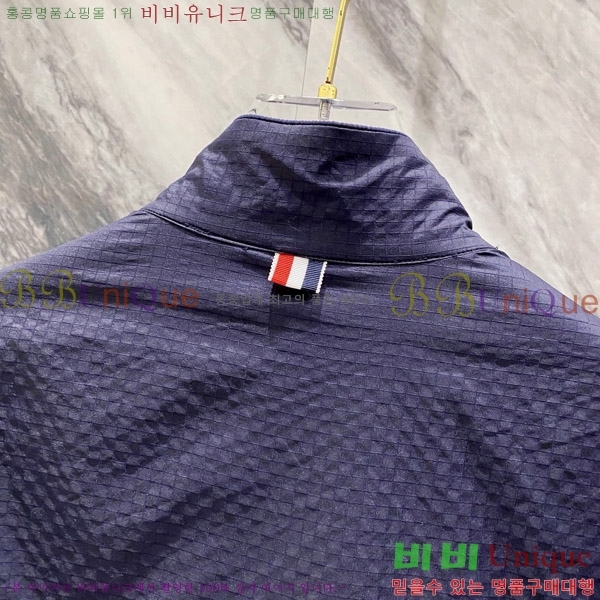   Ŭ  TB956114-3
