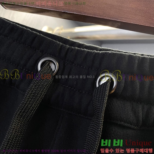    ݹ 16BU258306-1