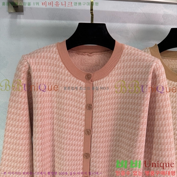     FD7115566-7
