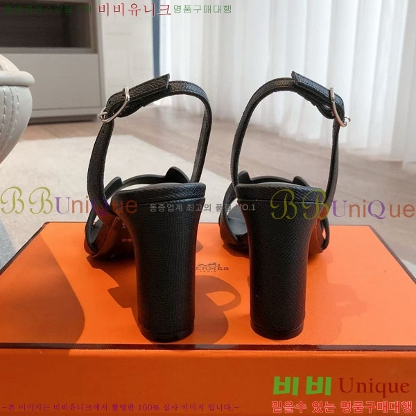 ޽  3H5268802