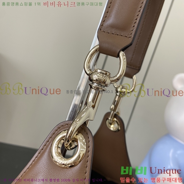 # B   834981-702