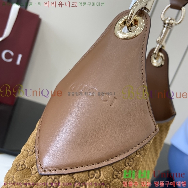 # B   834981-702