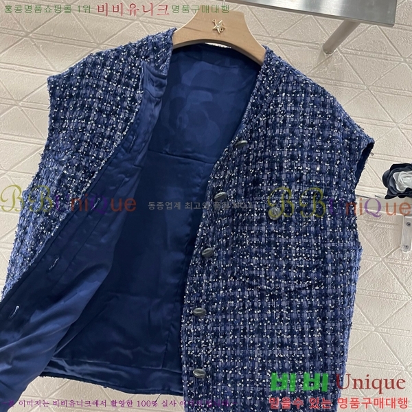  *   CH4304420-7