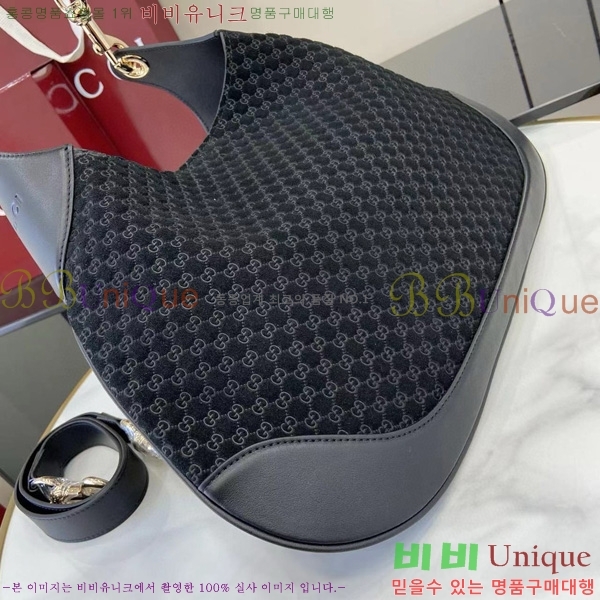 # B   834981-704