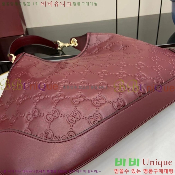 # B   834981-901