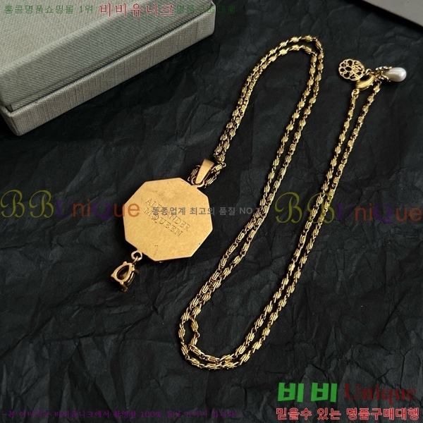 ˷  AWQ88060-4