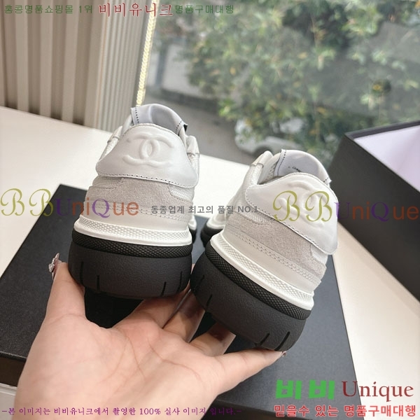  * Ŀ 33CH2537772-2