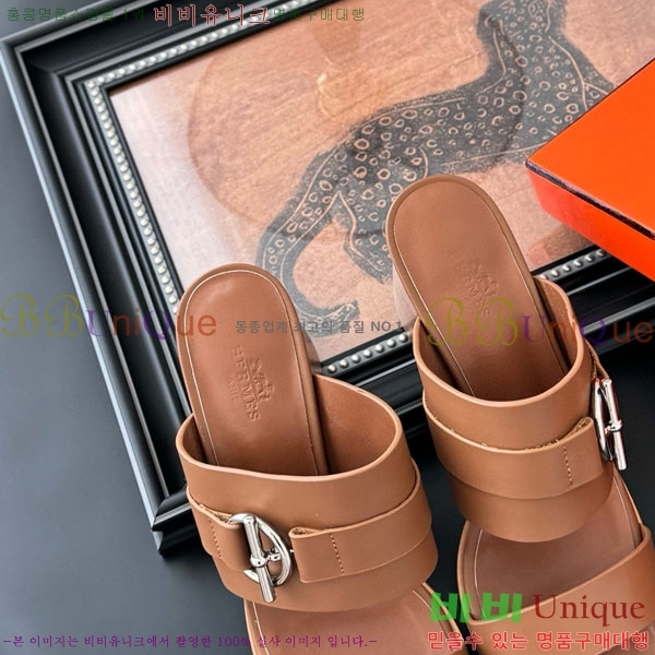 ޽   H52880922-2