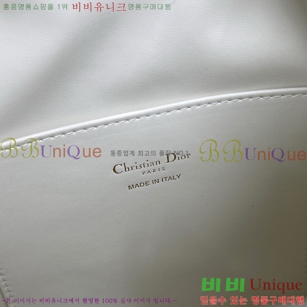 # ī  Ŷ M3372-103