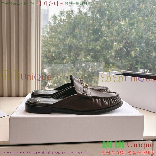     33C97764-1