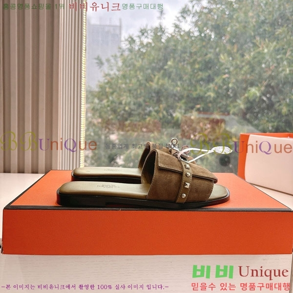 ޽   HE5690771-2