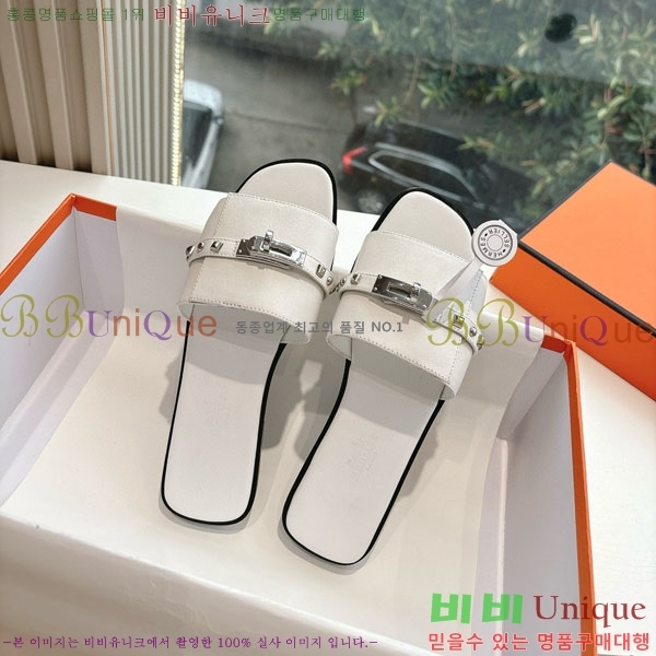 ޽   HE5690771-3