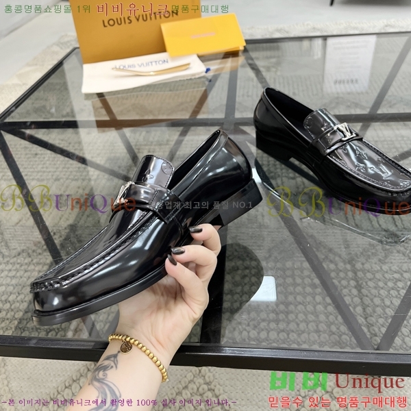  ̺  LV74632-4