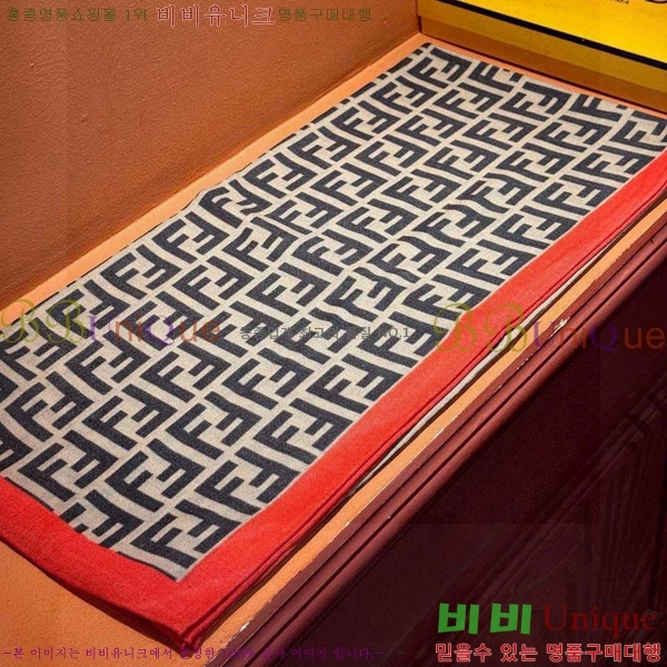 # ÷/ī FF007858-2
