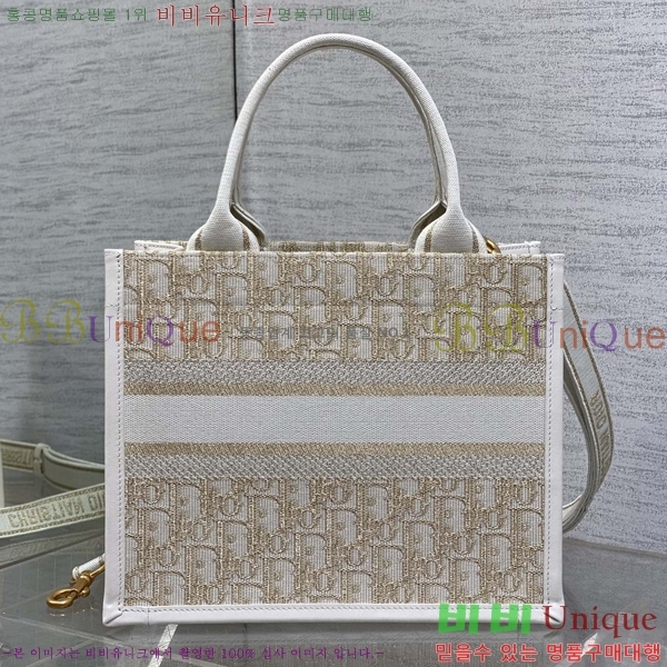 # Ʈ  Ʈ  M585581-189 - 470롽