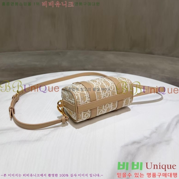 # ׷ 17   M2348-1780