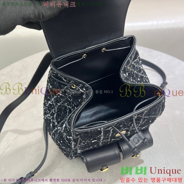 # ī  ̵ M6301-8
