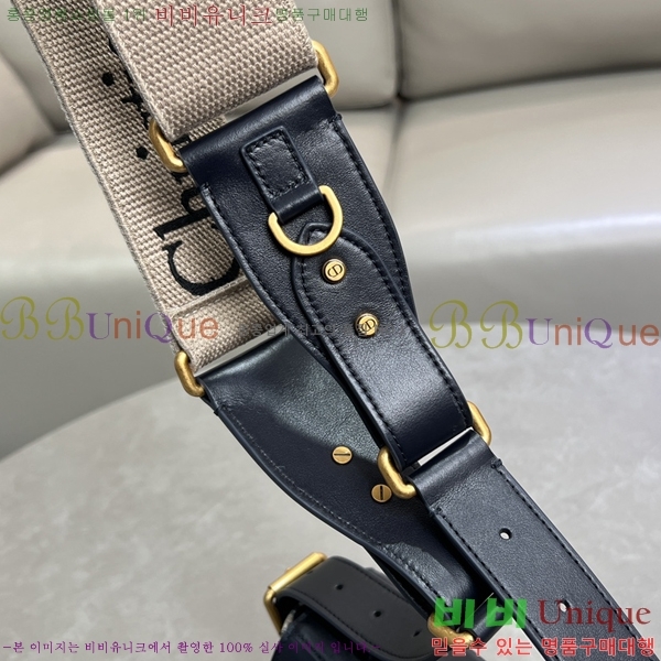 # Streetchic Ʈũ   M3913-802