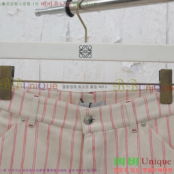   ݹ D647285-1