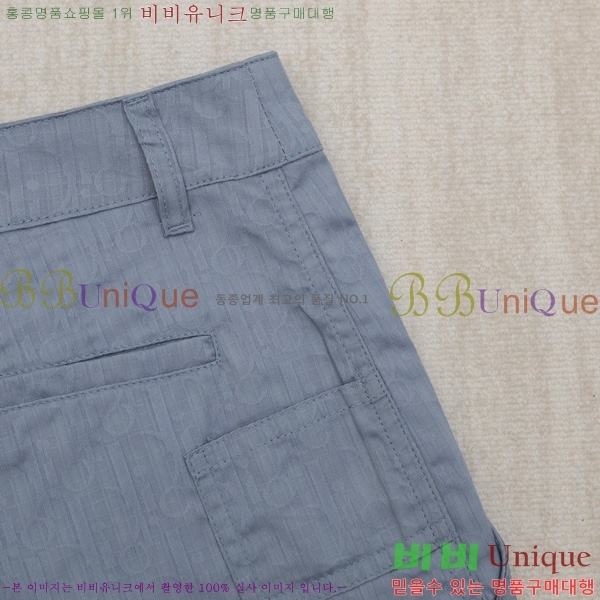   ݹ D647286-2