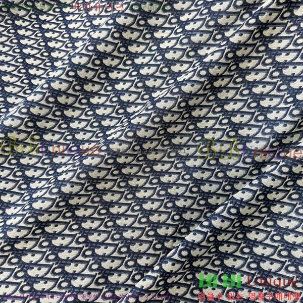 # ÷/ī D836619-2