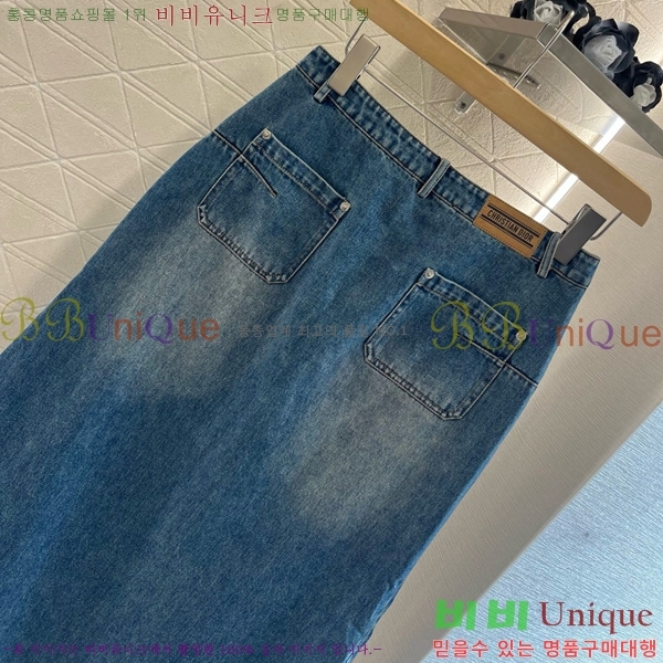   ĿƮ DO117705-7
