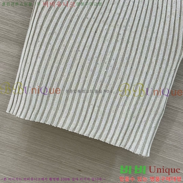  *  Ƽ CH4890045-5