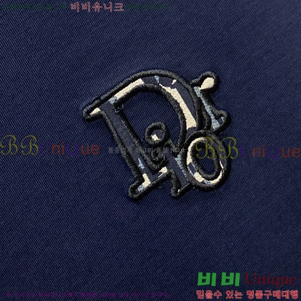    Ƽ D4297875-1