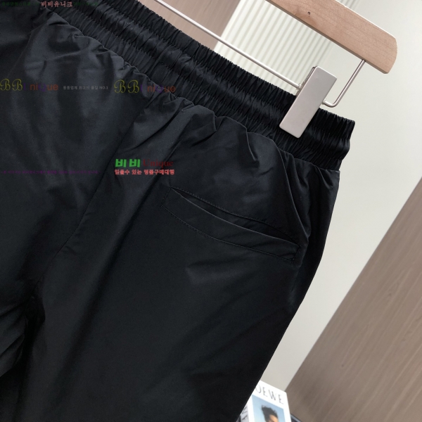    ݹ 18BU25523-4