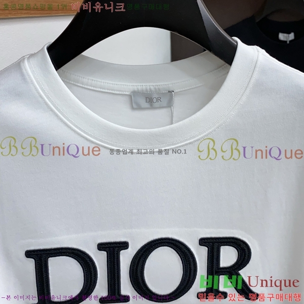    Ƽ D590245-1