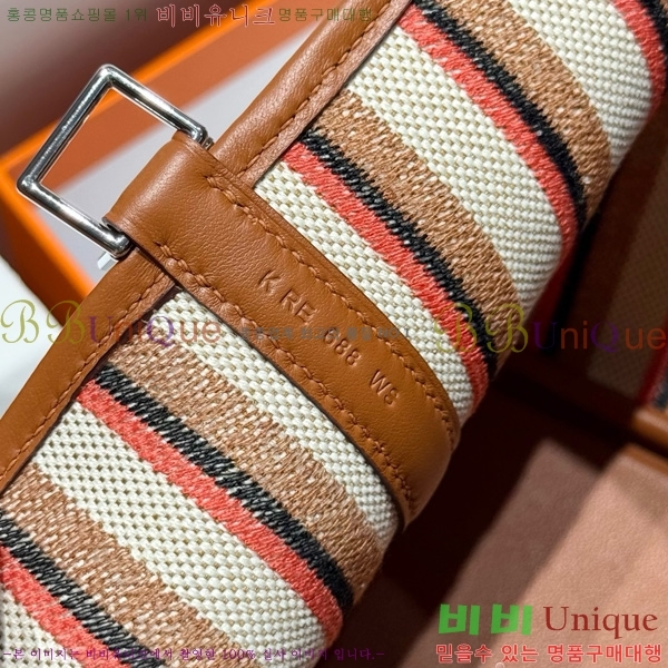 #޽ ź  18  HE152410-104