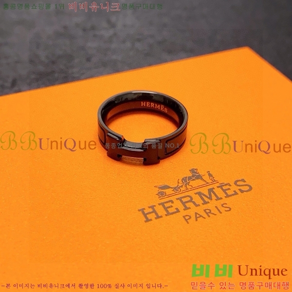 ޽  H8901207-1