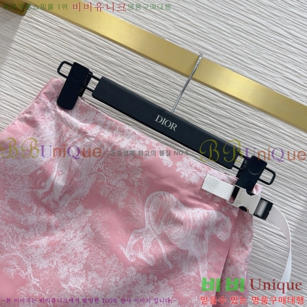   ĿƮ DO8056720-4