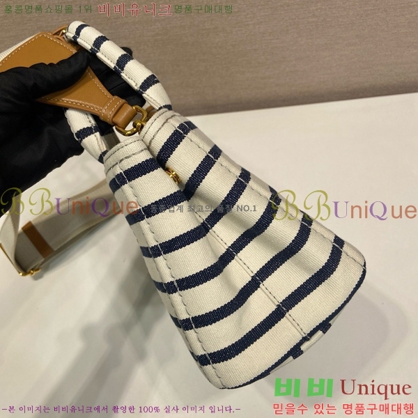 # Ʈ ư ĵ ̴Ϲ 1BA038-102