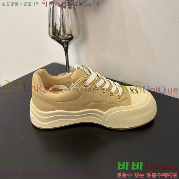  * Ŀ 32HG872560-5