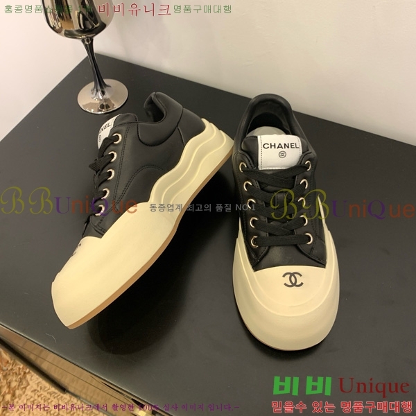  * Ŀ 32HG872560-9