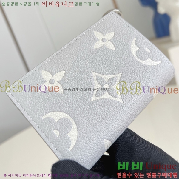 #̺   M13797-101